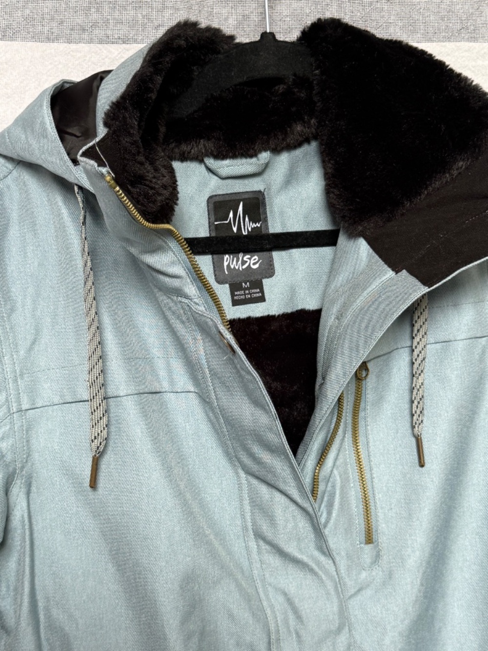 Pulse Snow Jacket - Picture 4 of 6